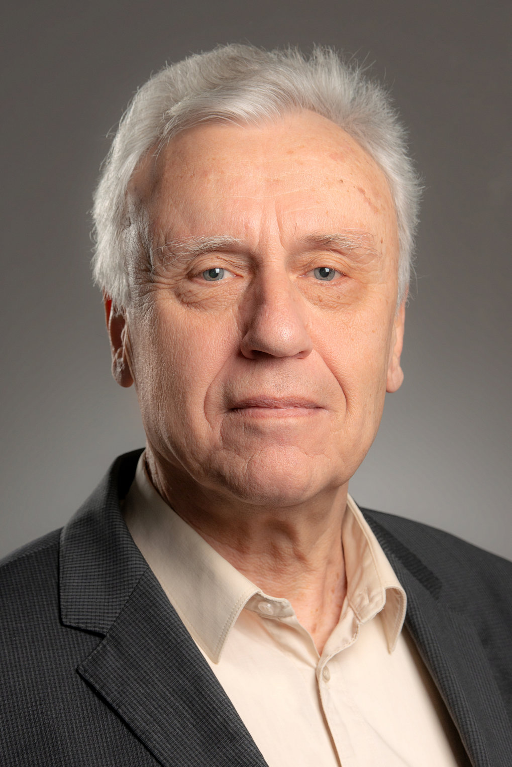 Manfred W. Kilimann