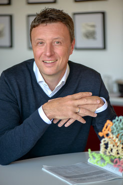 Prof. Dr. Patrick Cramer