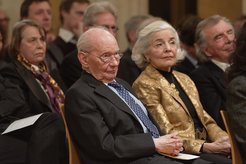 Prof. Dr. Manfred Eigen, Chemie-Nobelpreisträger 1967, und Dr. Ruthild Winkler-Oswatitisch