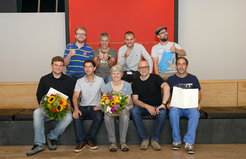 Preisträger und Ausbilder mit dem Geschäftsführenden Direktor: Philip Schwarzer, Felix Kassner, Frank Meyer, Sigbert Heine, Petra Küster, Julian Janssen, Stefan Hell, Tim Kessling und Sven Kinzel (v.l.)